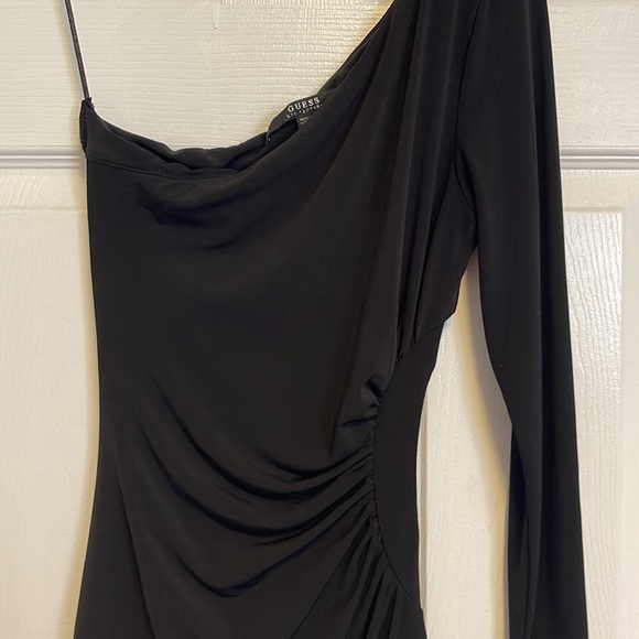 Guess One-Shoulder Bodycon Dress - Picture 2 of 4
